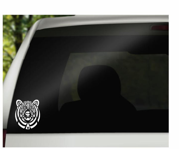 Tribal Bear Vinyl Decal | White | Made in USA by Foxtail Decals | for Car Windows, Tablets, Laptops, Water Bottles, etc. | 4.0 x 4.75 inch